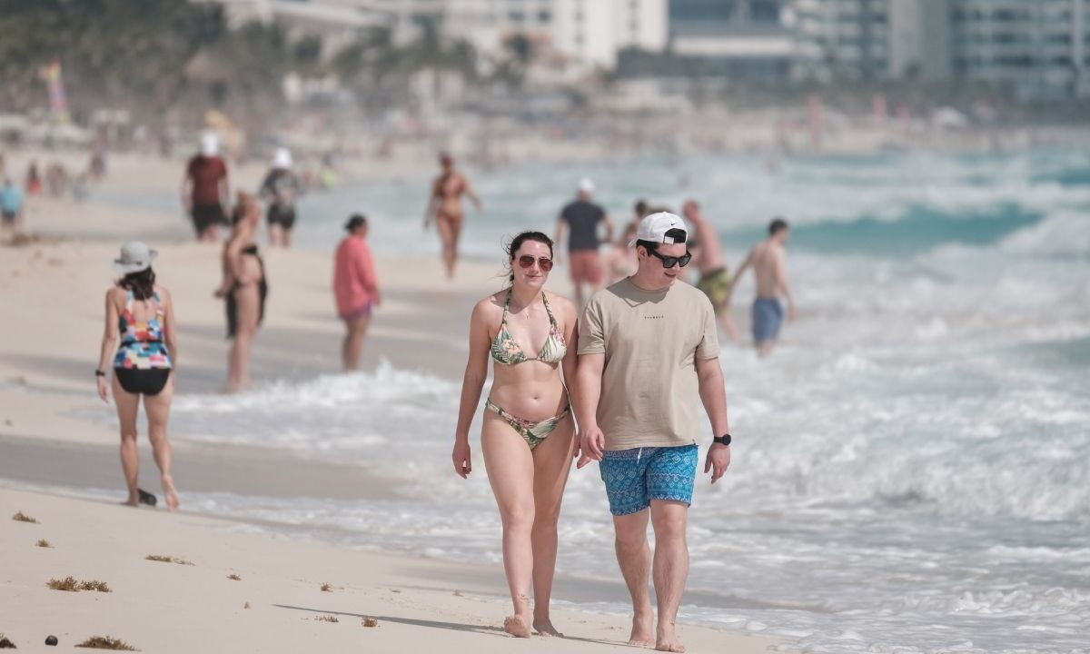Turistas en Cancún.