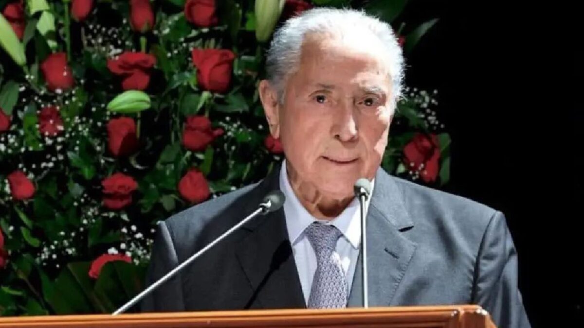 Muere Joel Ayala Almeida.