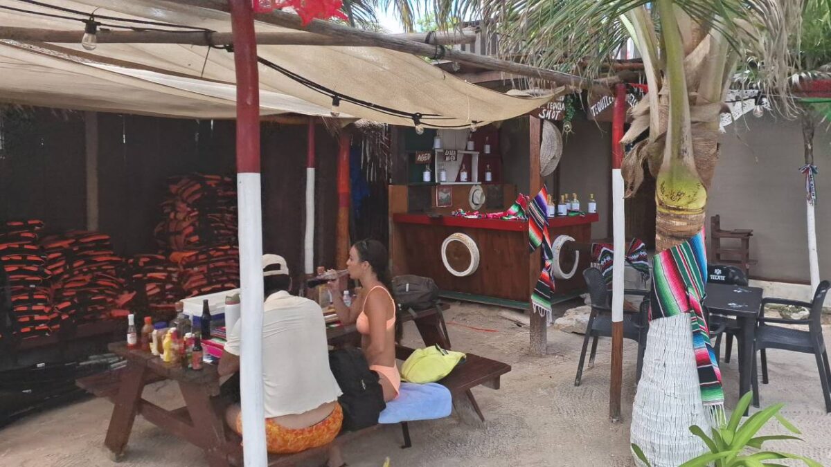 Turismo en Mahahual.