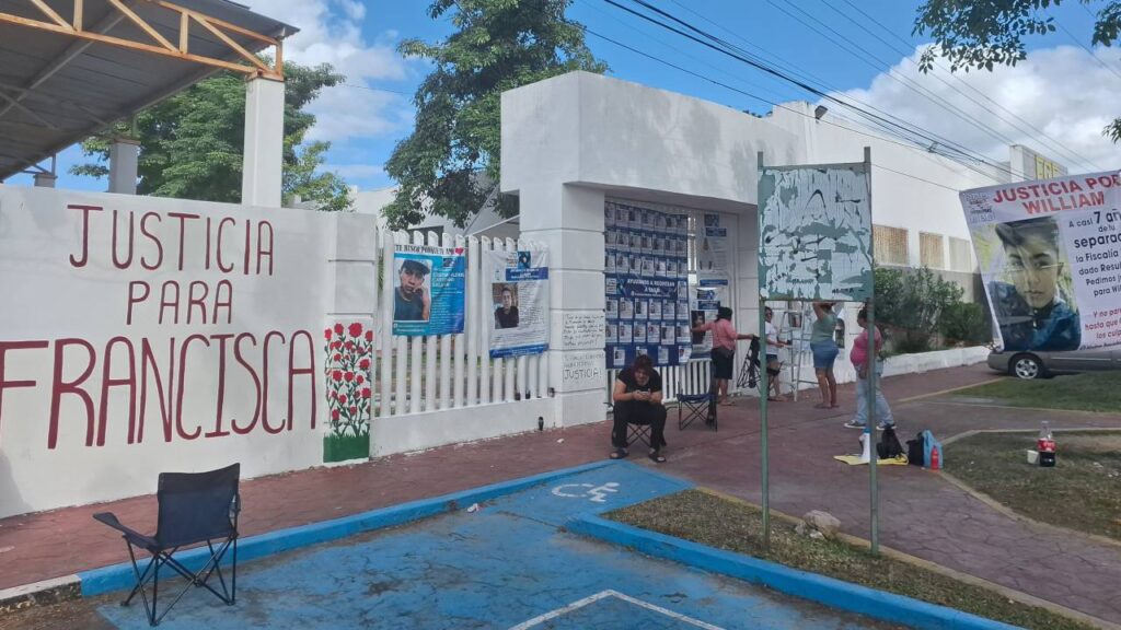 Plantón de colectivos en Chetumal.