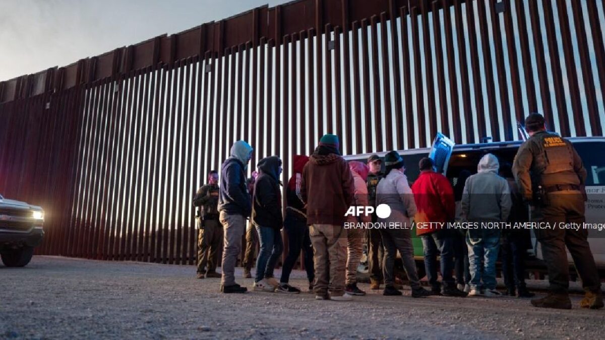 Migrantes deportados se enfrentan a muchos problemas.