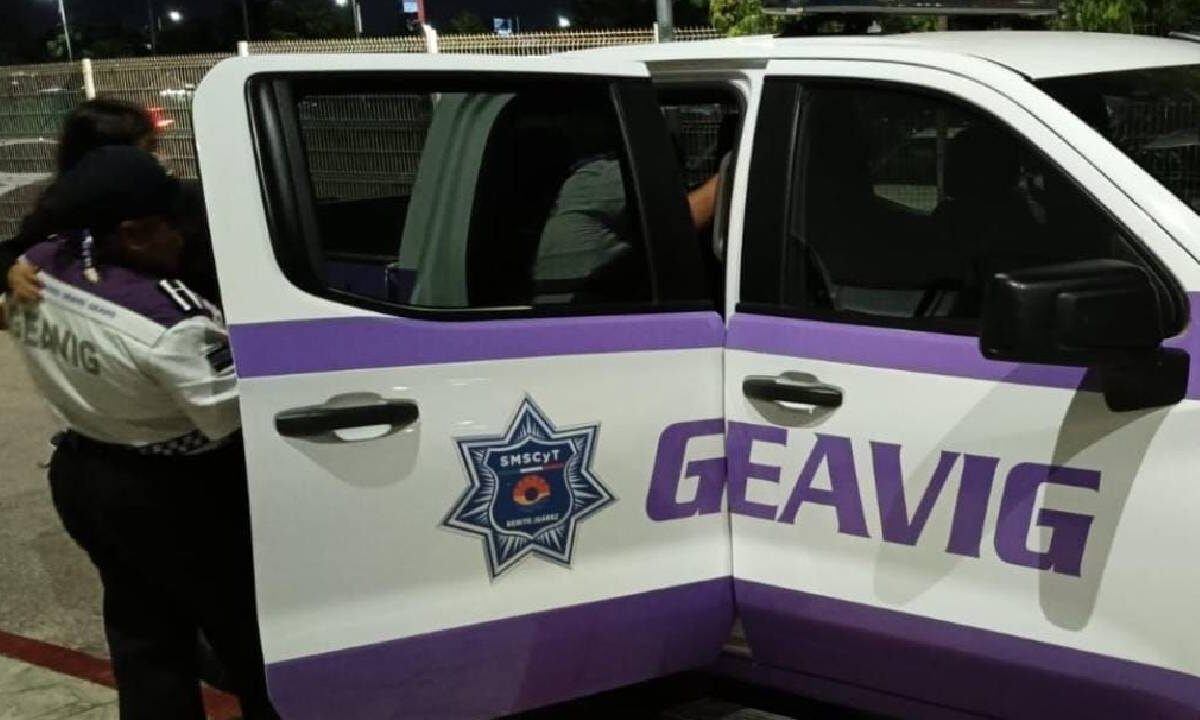 Rescatan a menor en Cancún, la cual tenía reporte de búsqueda.