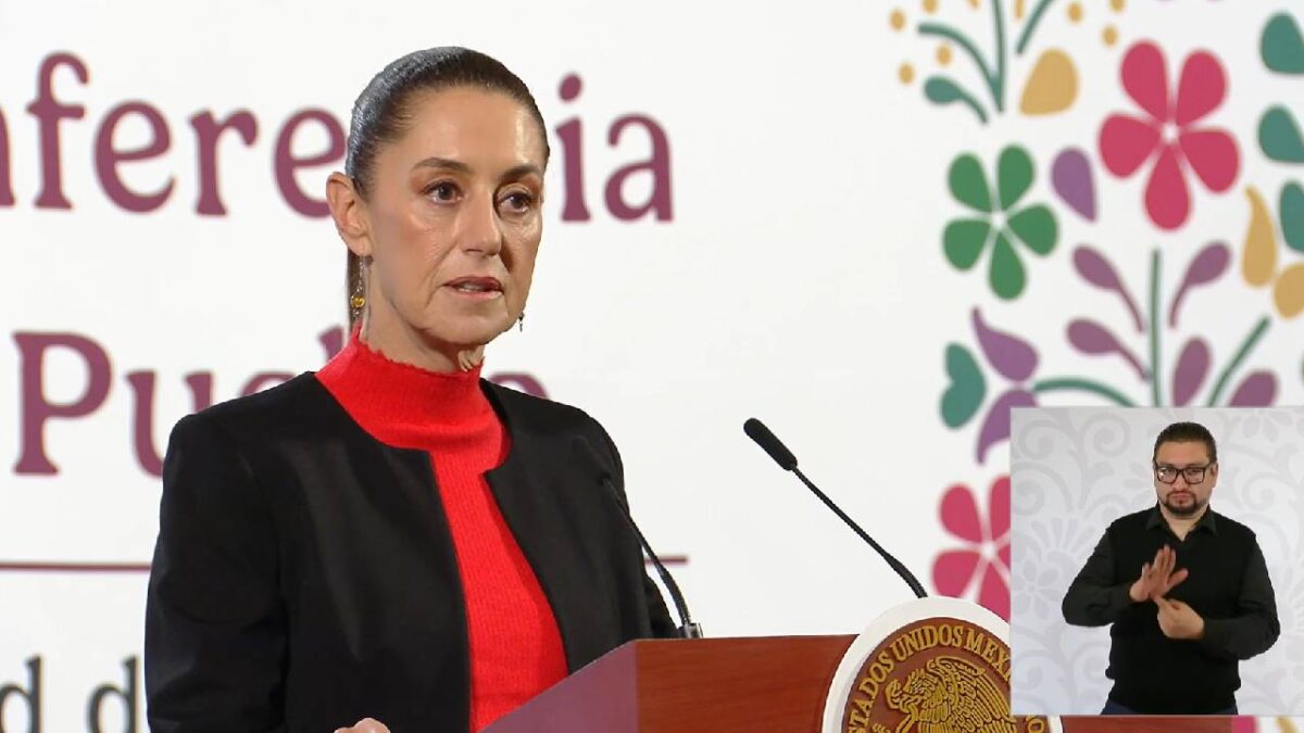 La presidenta habló sobre los taxistas en aeropuerto de Cancún.