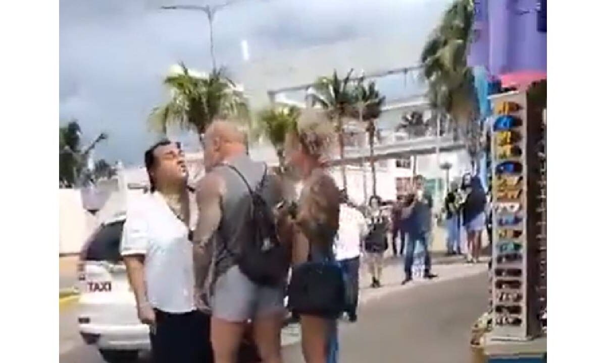 ¡Otra de taxista! Ahora el asunto fue en Cozumel.