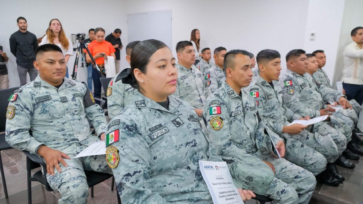 Terminan capacitación agentes aduanales.