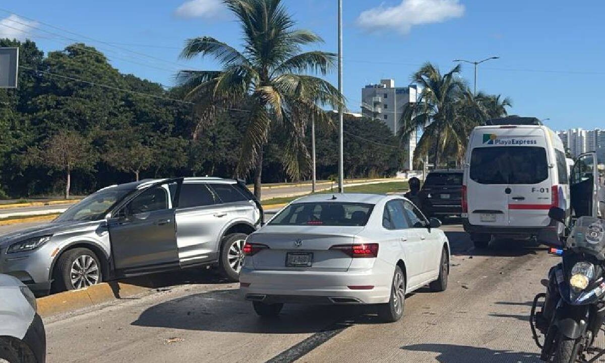 En Cancún se registraron varios choques.