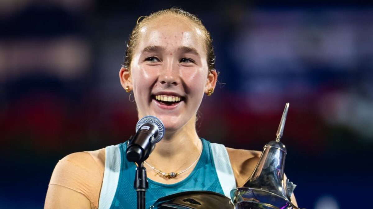 La tenista Mirra Andreeva, de 17 años.