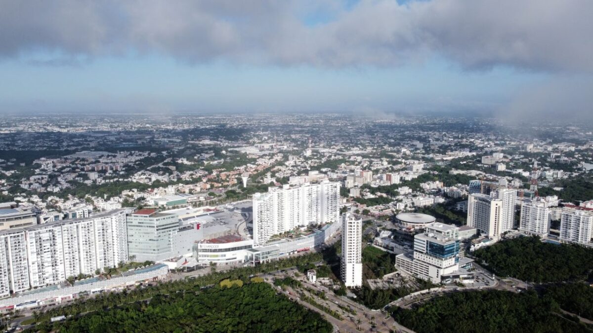 Continúan los cierres viales en la ciudad.
