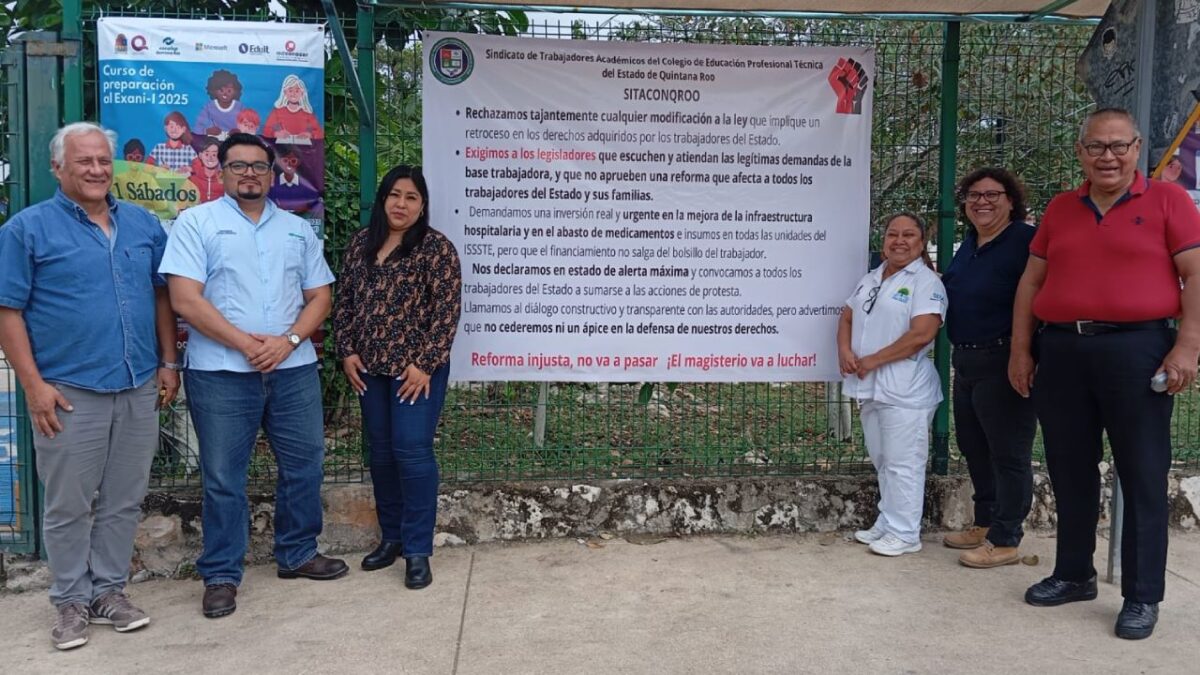 Integrantes del SITACOBAQROO.