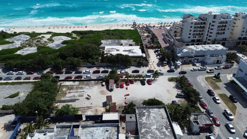 Últimas noticias. Construcción del C2 en la zona hotelera de Cancún.