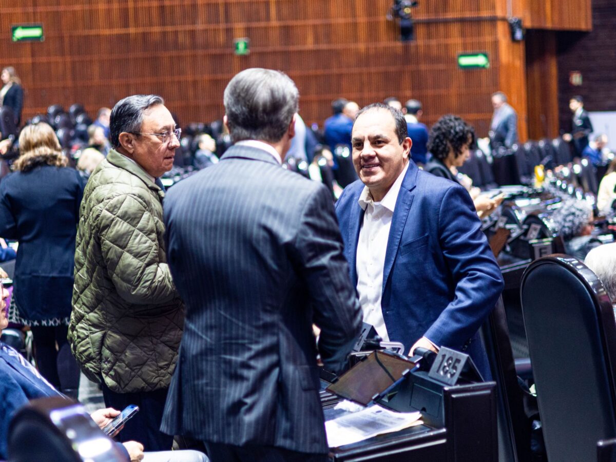 Cuauhtémoc Blanco libra, por ahora, el desafuero.