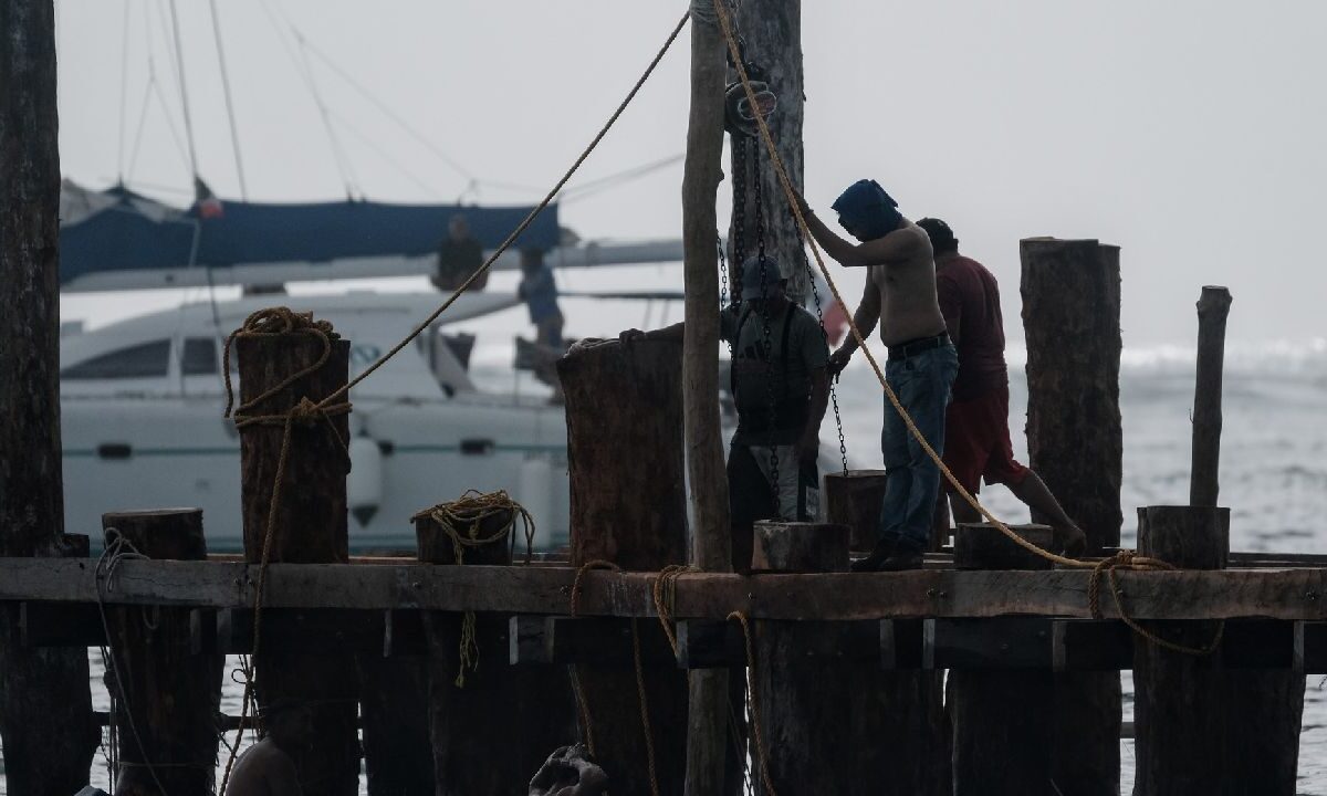Las personas que laboren en los días festivos 2025 reciben más paga.