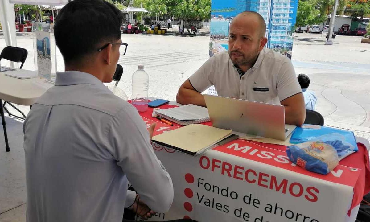 Feria de empleo en Cancún.