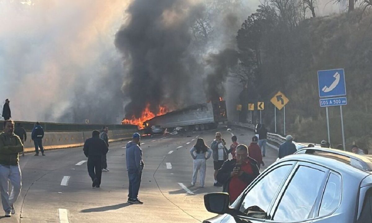 Últimas noticias. El choque fue en la autopista México-Puebla.