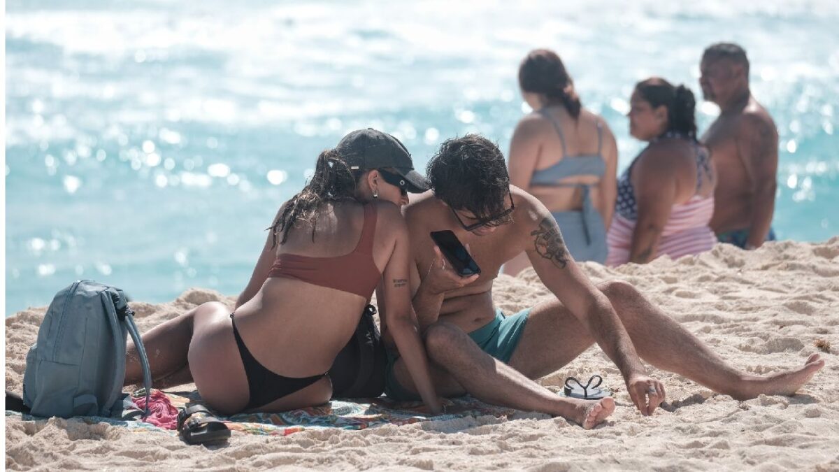 Feliz 14 de febrero. Para hoy, se prevé un día caluroso.