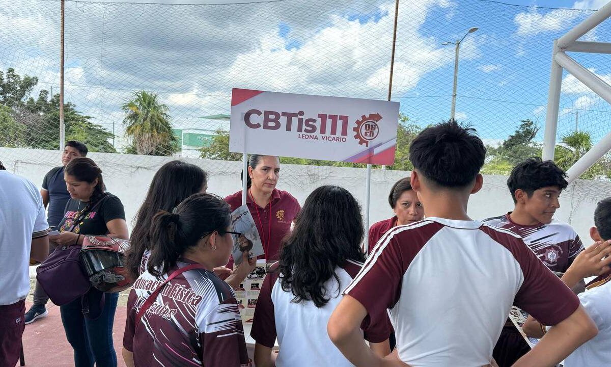 Feria Oferta Educativa arrancó en Cancún.
