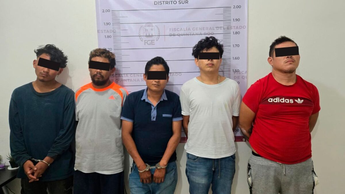 Caen 5 sujetos con drogas y cartuchos.