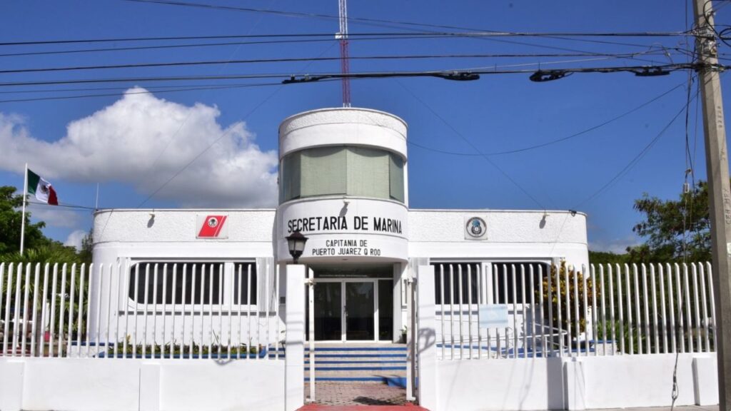Capitanía de Puerto en Cancún.