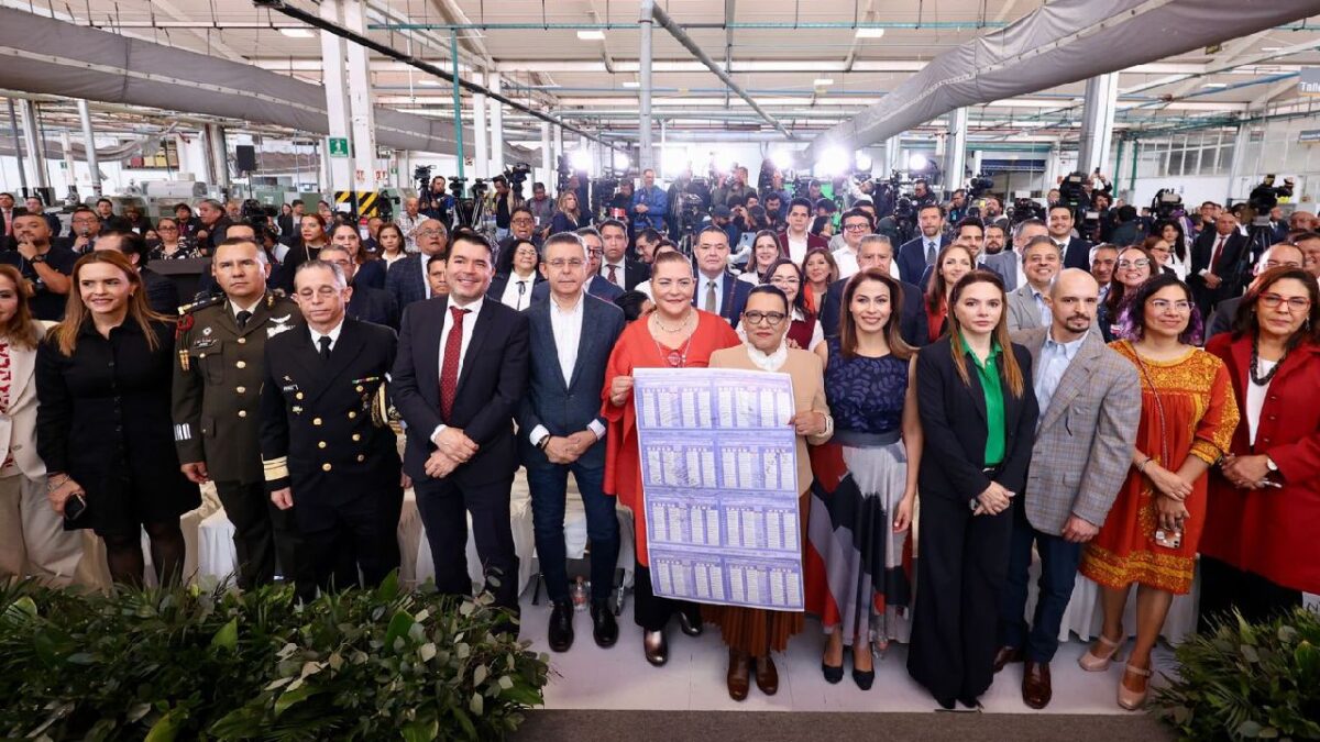 El INE arrancó con la impresión de boletas.