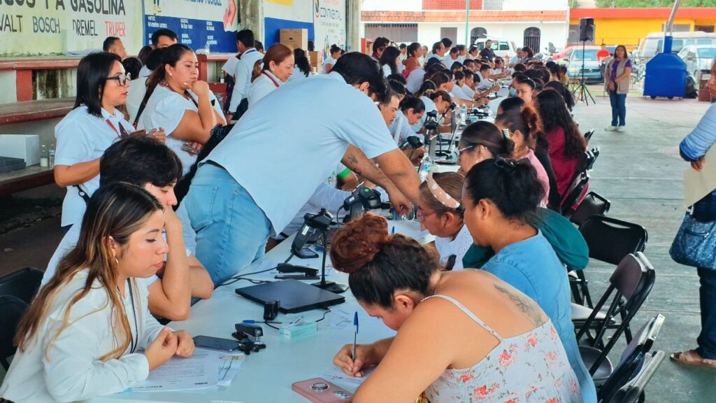 Registro al programa Mujer es Poder, en Quintana Roo.