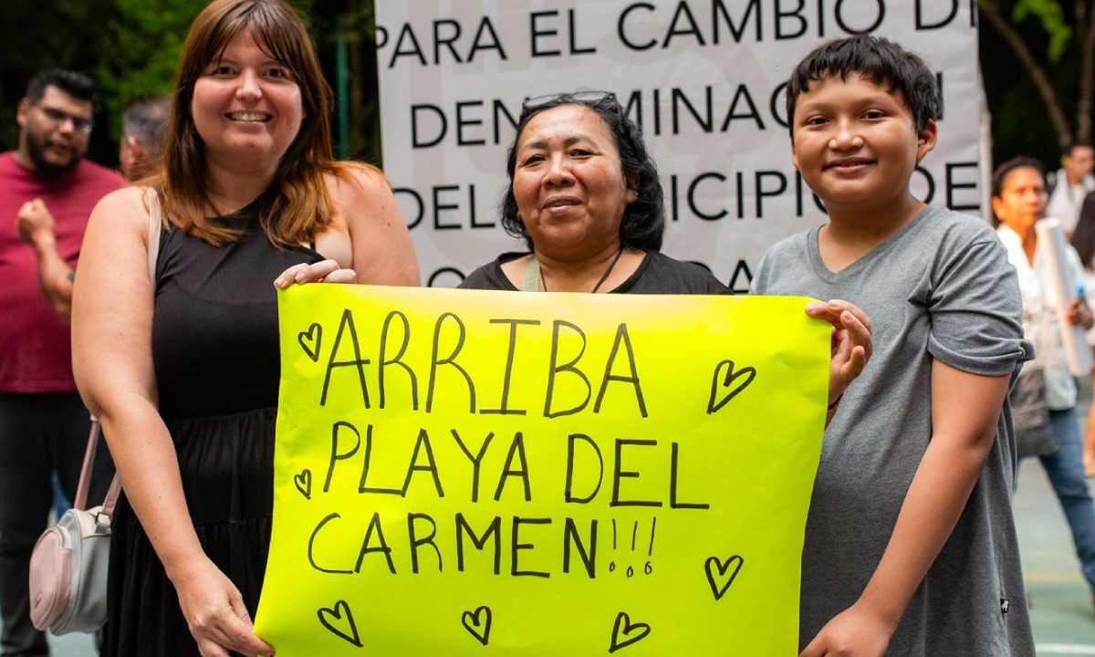 Últimas noticias. Foro ciudadano para cambiar el nombre de Solidaridad, a Playa del Carmen.