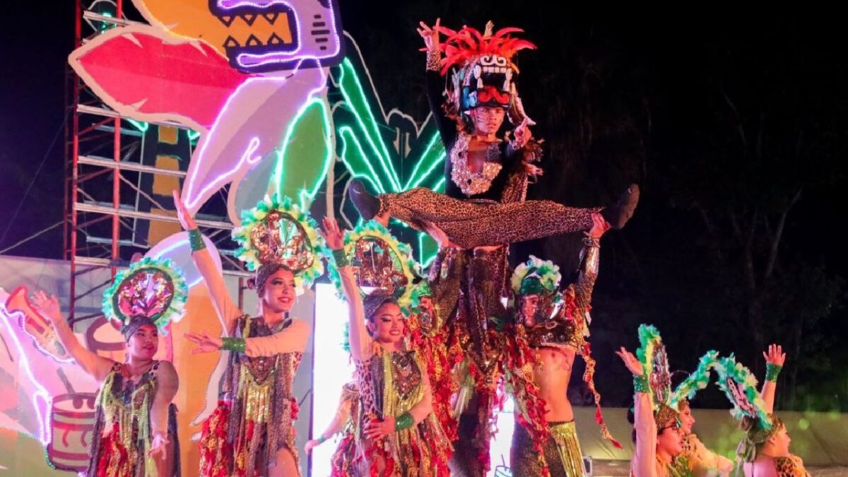 Playa del Carmen vivió una noche mágica.