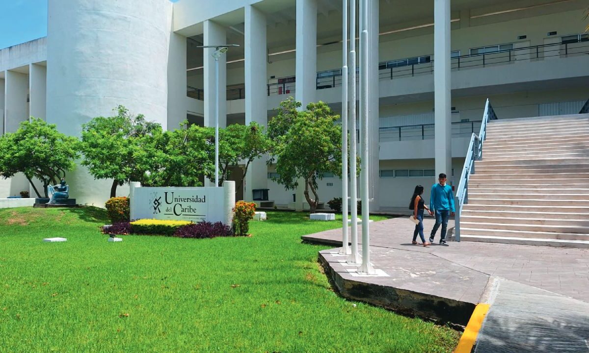 Maestros alzan la voz en la Unicaribe.