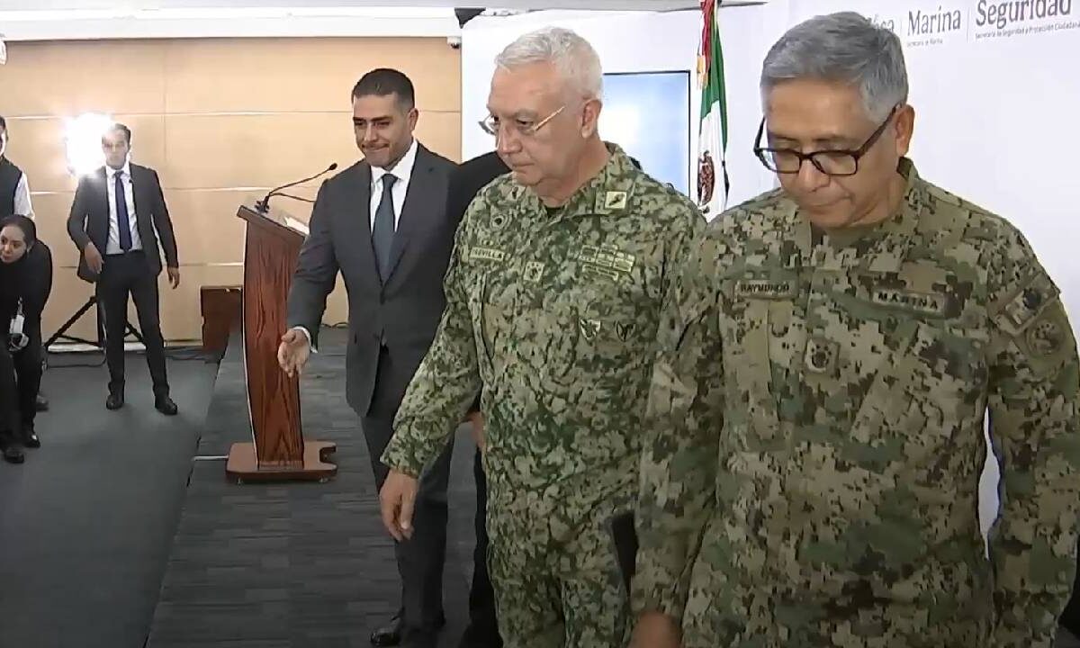 Autoridades informaron sobre el traslado de 29 capos.