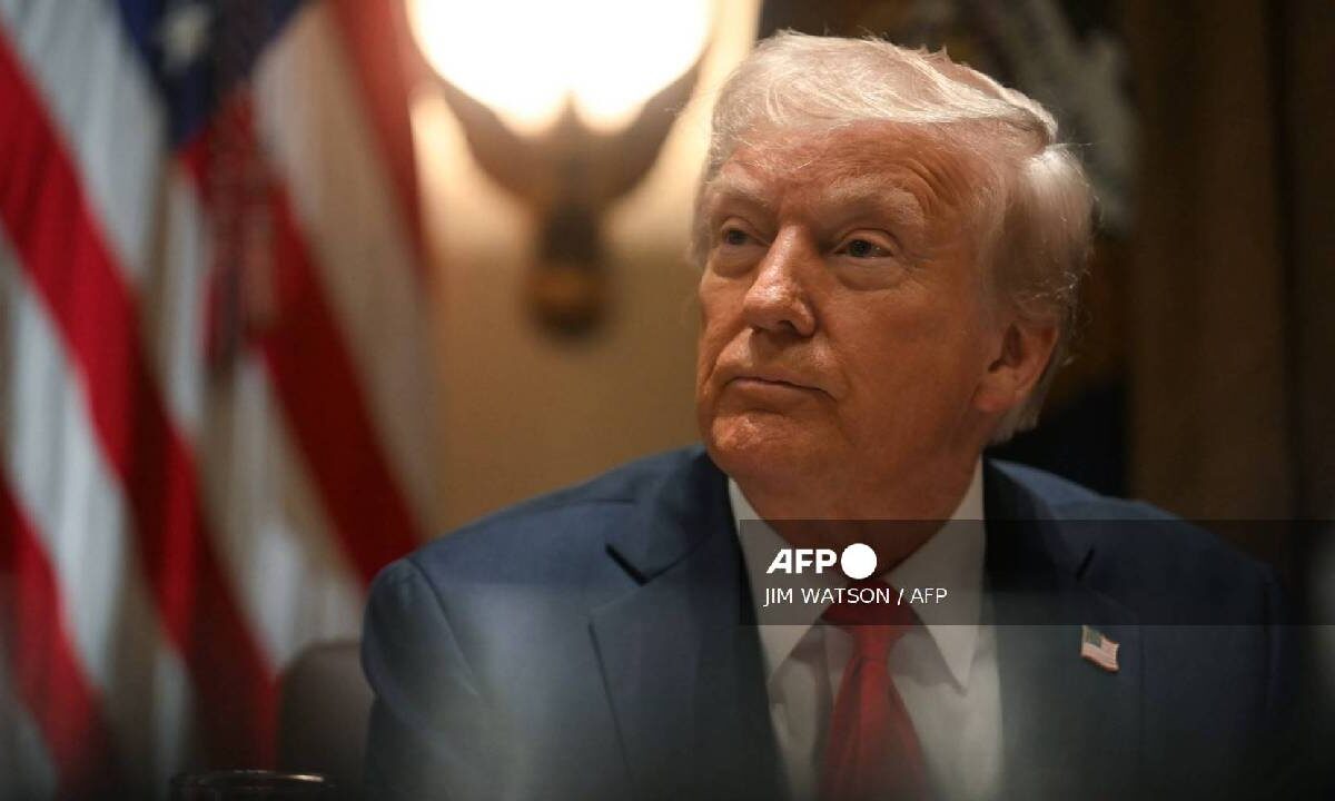 Los aranceles a México van, dice Trump.