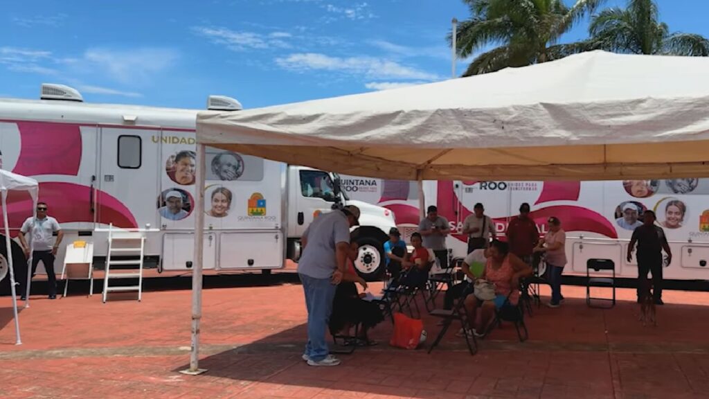 Caravanas de salud siguen sus recorridos.