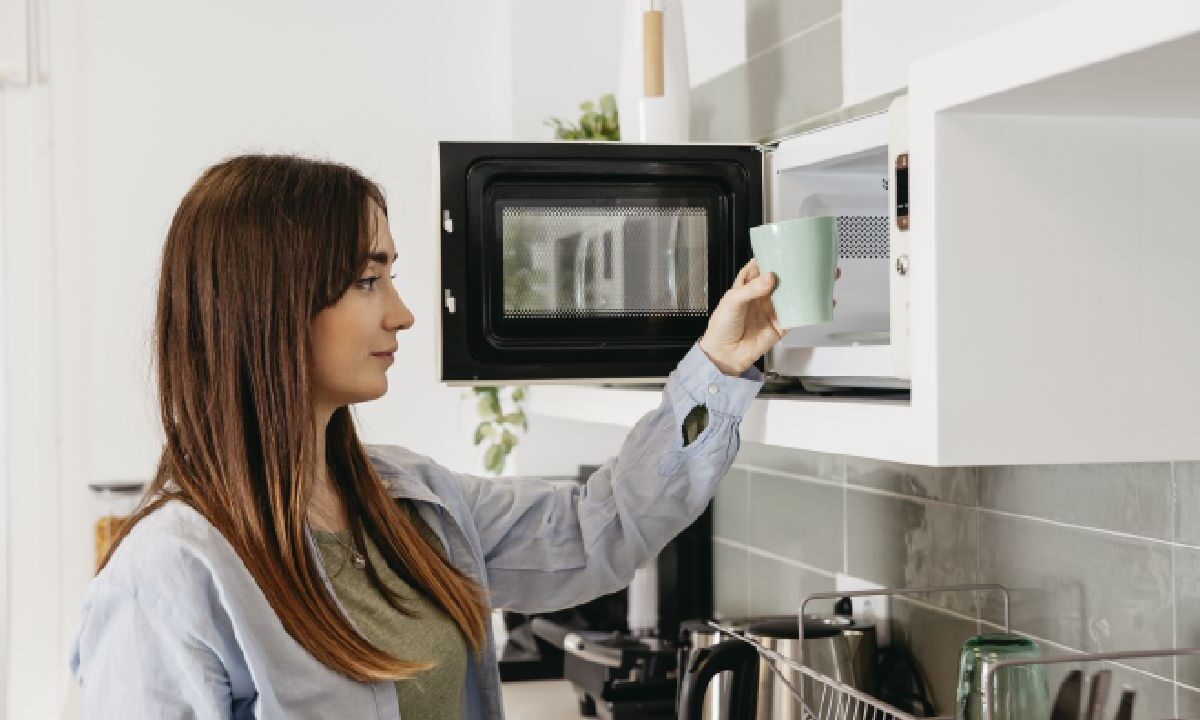 Bacterias en el microondas. Aquí la respuesta.