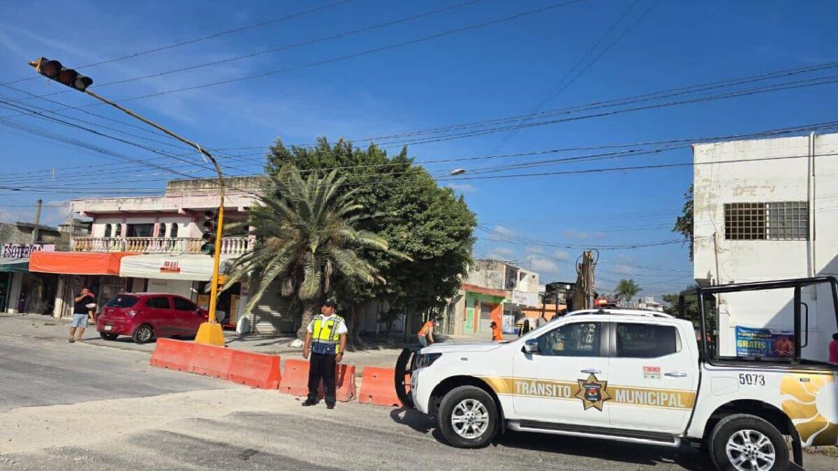 Continúan algunos cierres viales.