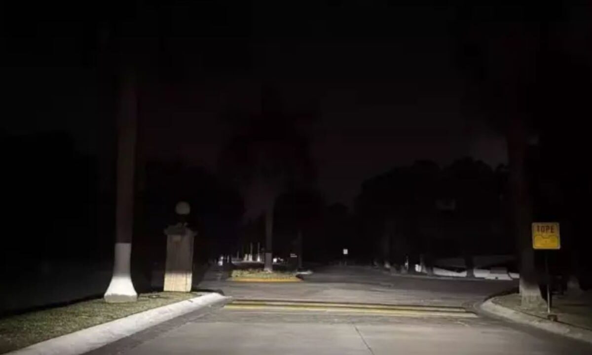 Apagón masivo en Quintana Roo.