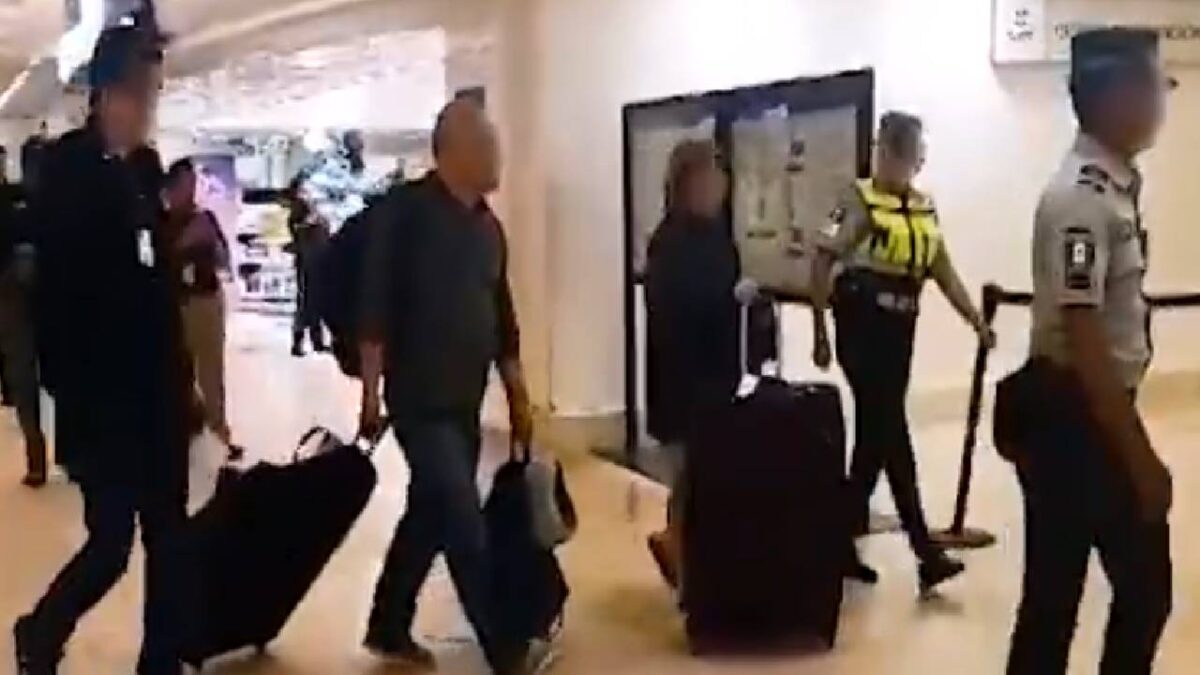 La pareja fue detenida por fraude a una cadena hotelera.