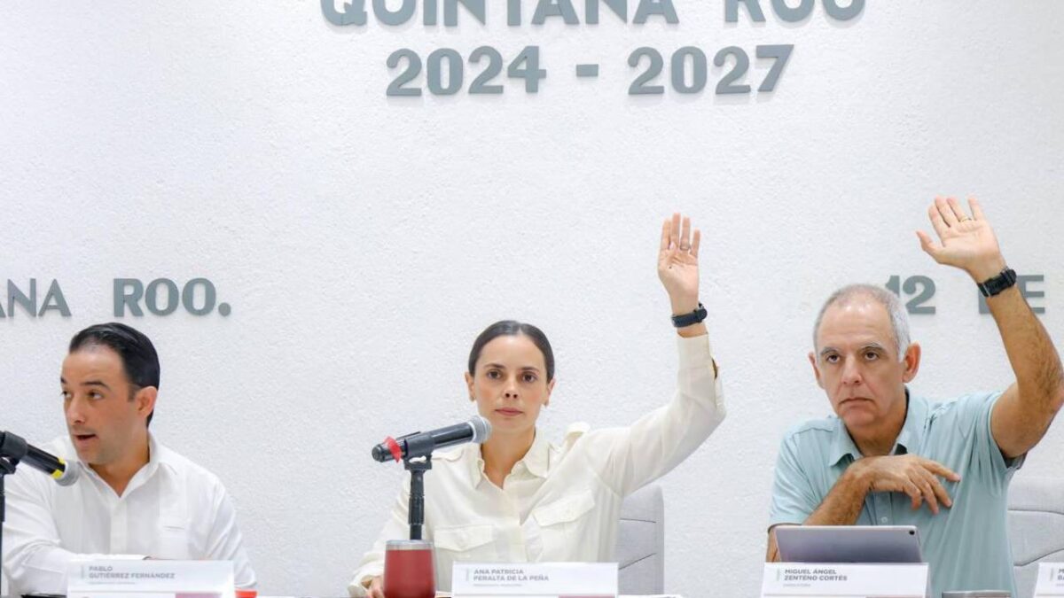 Sesión del cabildo de Benito Juárez.