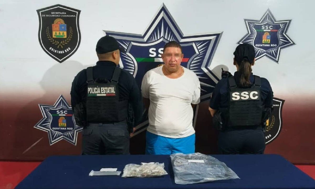 El sujeto ofrecía droga en Cancún.