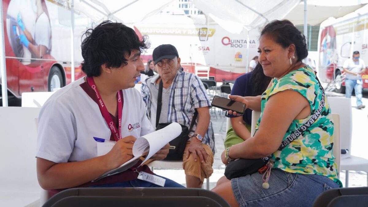 Las caravanas de salud recorren el estado.