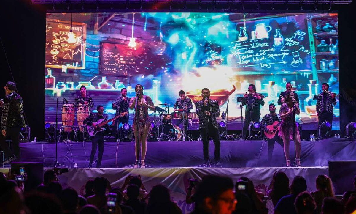 El carnaval de Cancún sigue.
