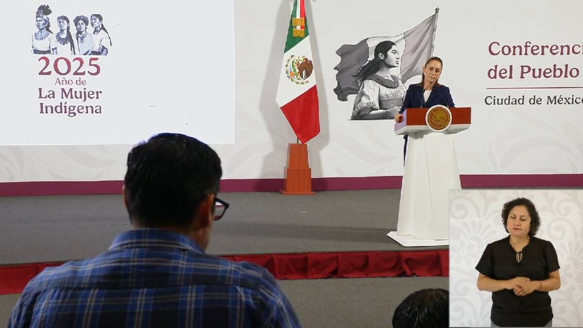 La presidenta habló del caso Vulcan en Playa del Carmen.