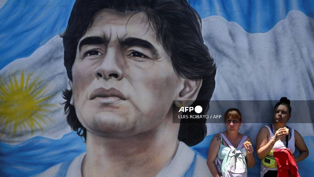 Arranca juicio por la muerte de Maradona.