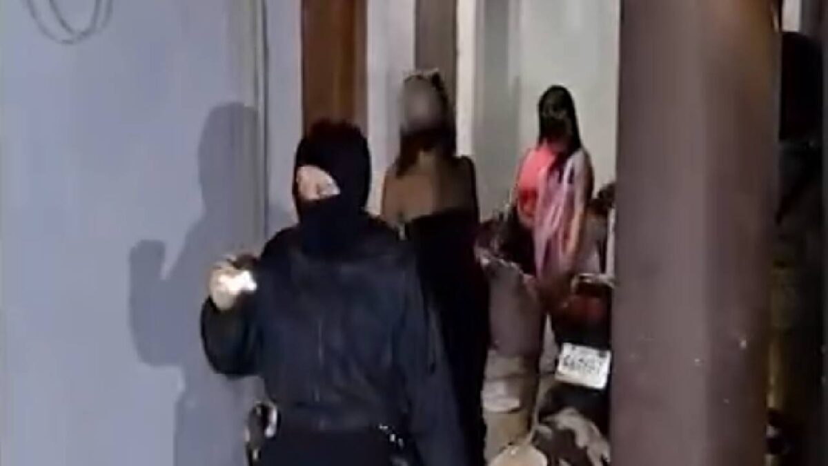 Últimas noticias. En Cozumel se aseguraron a las mujeres.