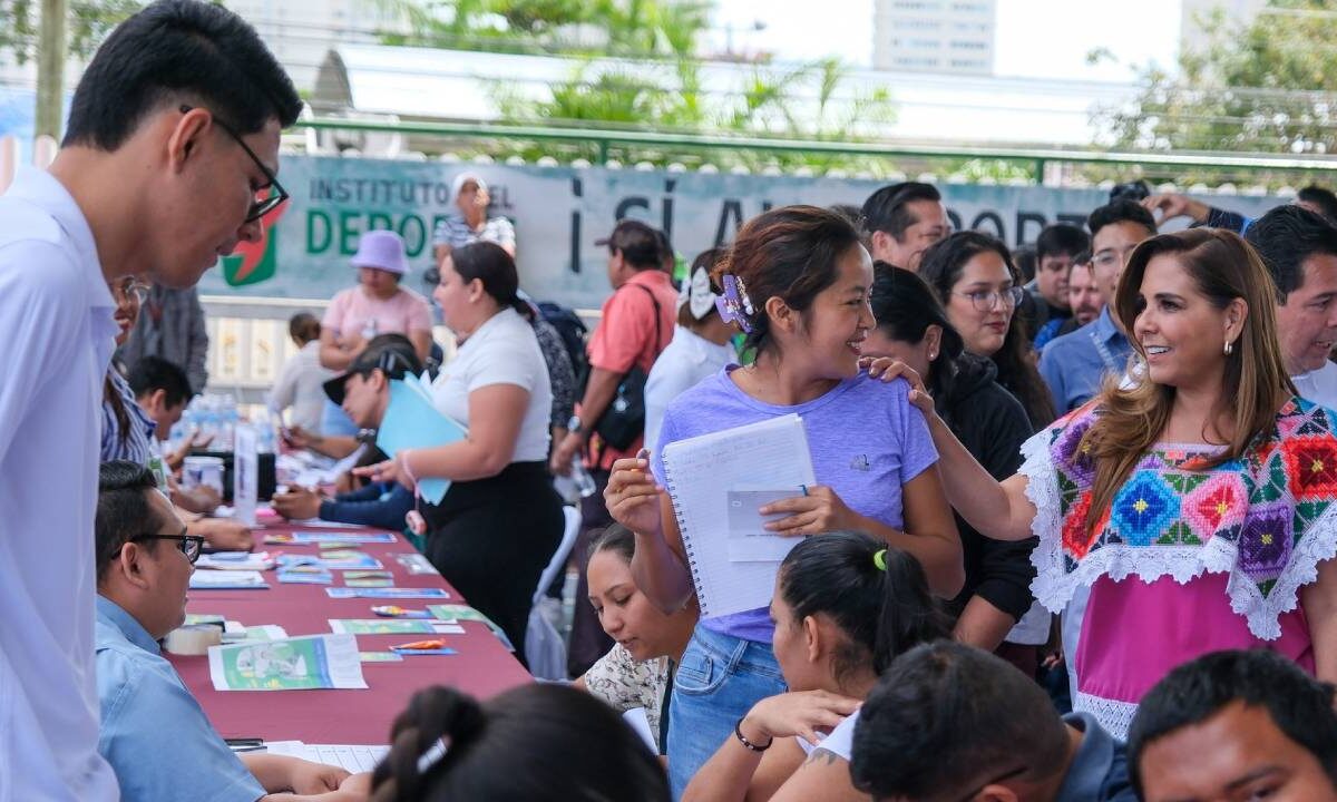 Feria de empleo para mujeres, en Cancún.