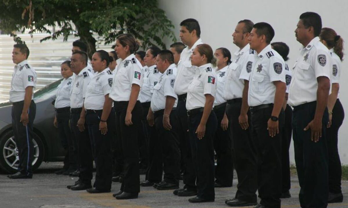 Elementos de la Policía Municipal de Benito Juárez.