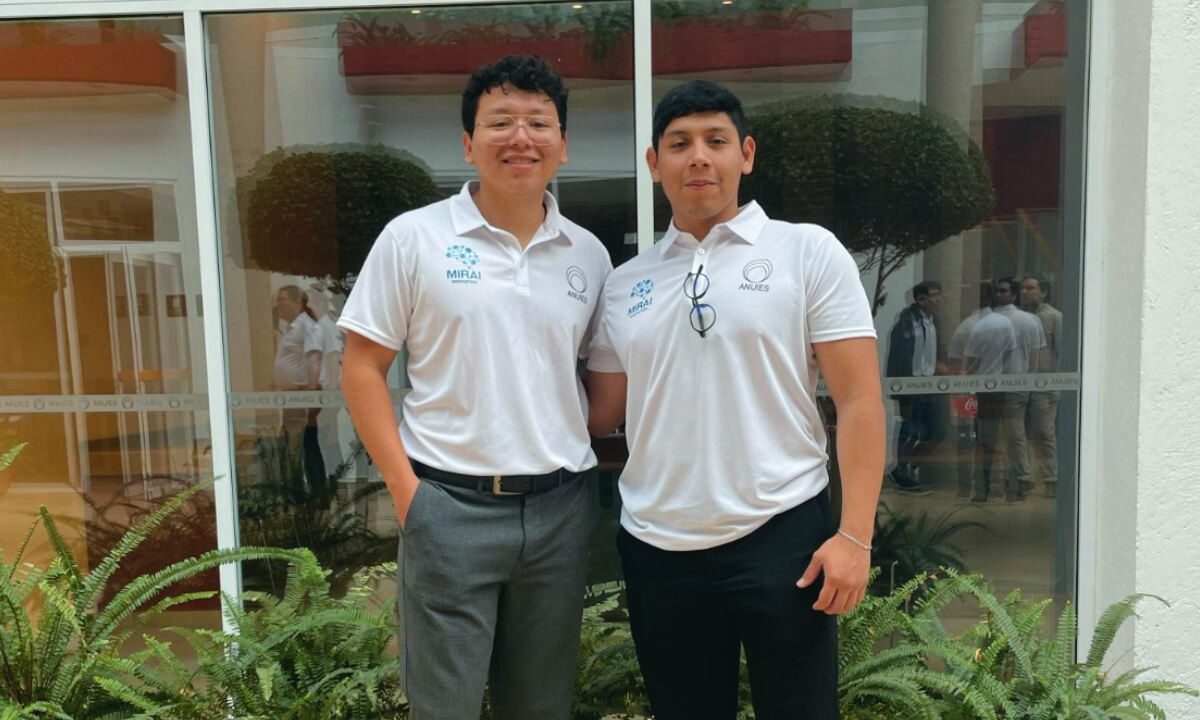 Últimas noticias. Jared Imanol Poot Alfonso y Aldo Yahir Arceo Beltrán, estudiantes de la Unicaribe.