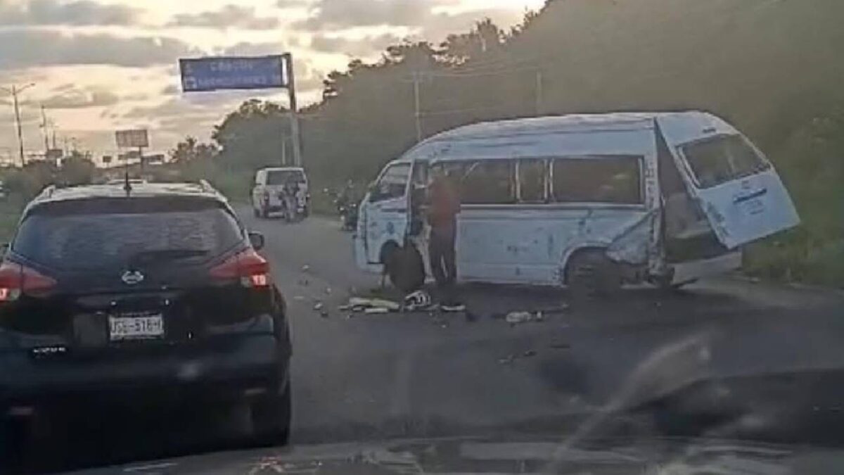 El accidente ocurrió en la Playa del Carmen-Puerto Morelos.