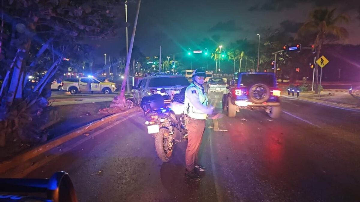 Choque en la avenida Bonampak.