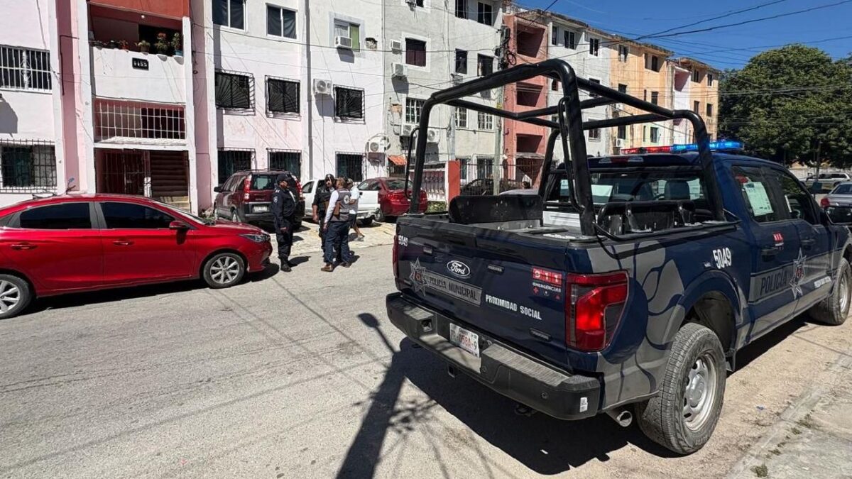 Autoridades acuden a un predio por un caso de crueldad animal.