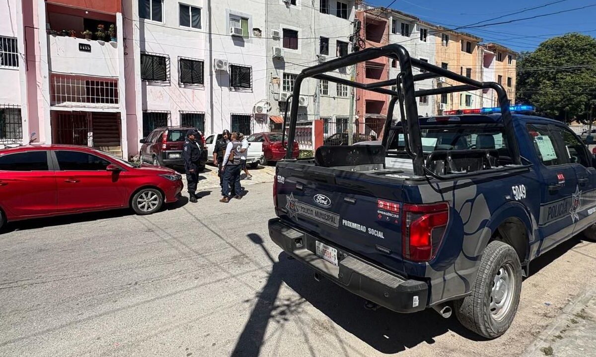 Autoridades acuden a un predio por un caso de crueldad animal.