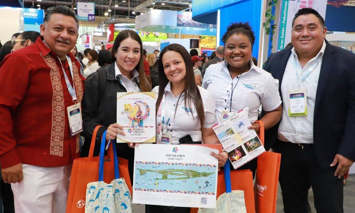 Delegación de Isla Mujeres en la Anato 2025.