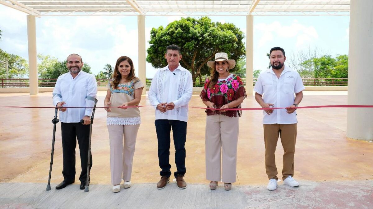 La nueva explanada en Bacalar.